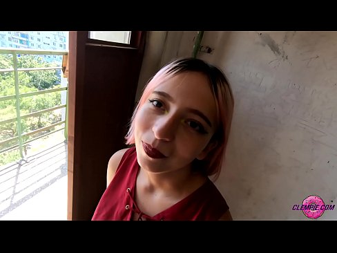 ❤️ Донишҷӯи шаҳвонӣ як бегонаро дар берун мекашад - конча дар рӯи ӯ ️ Синси босифат дар tg.wassell.ru ☑